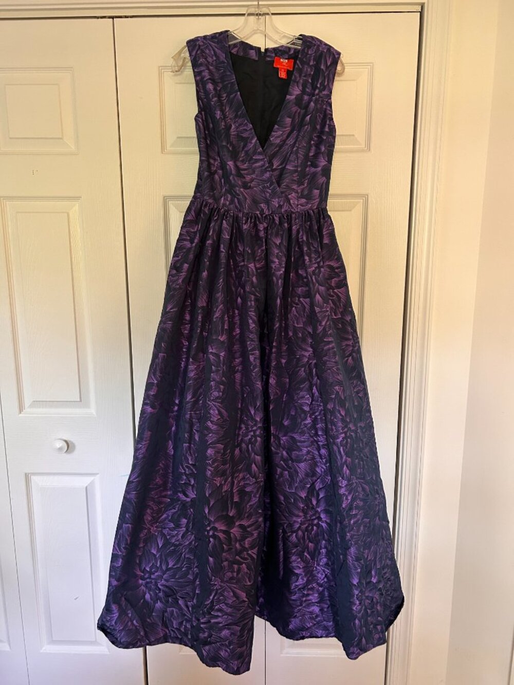 Tena Gown Size 12 Monique Lhuillier